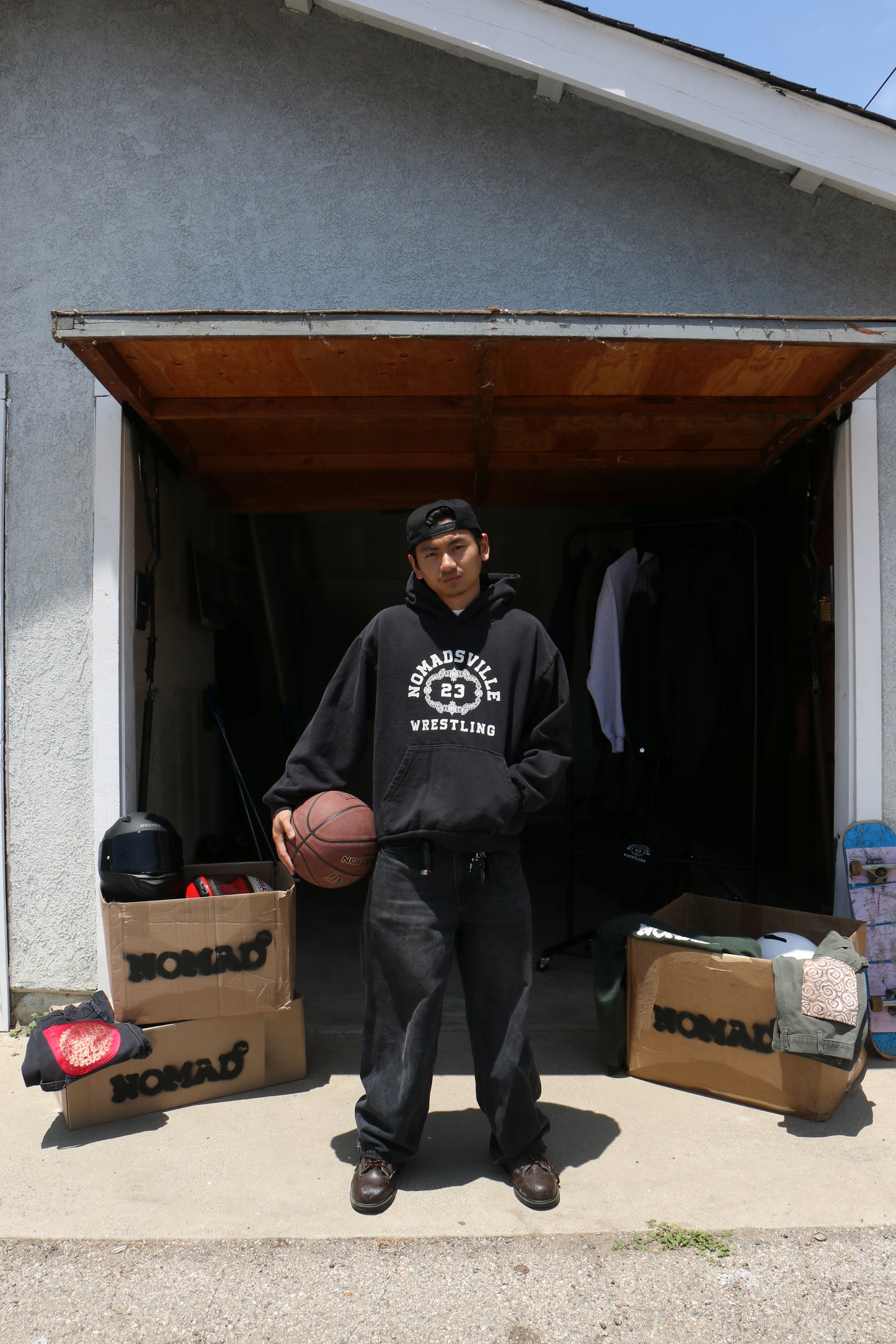 NOMADSVILLE WRESTLING HOODIE