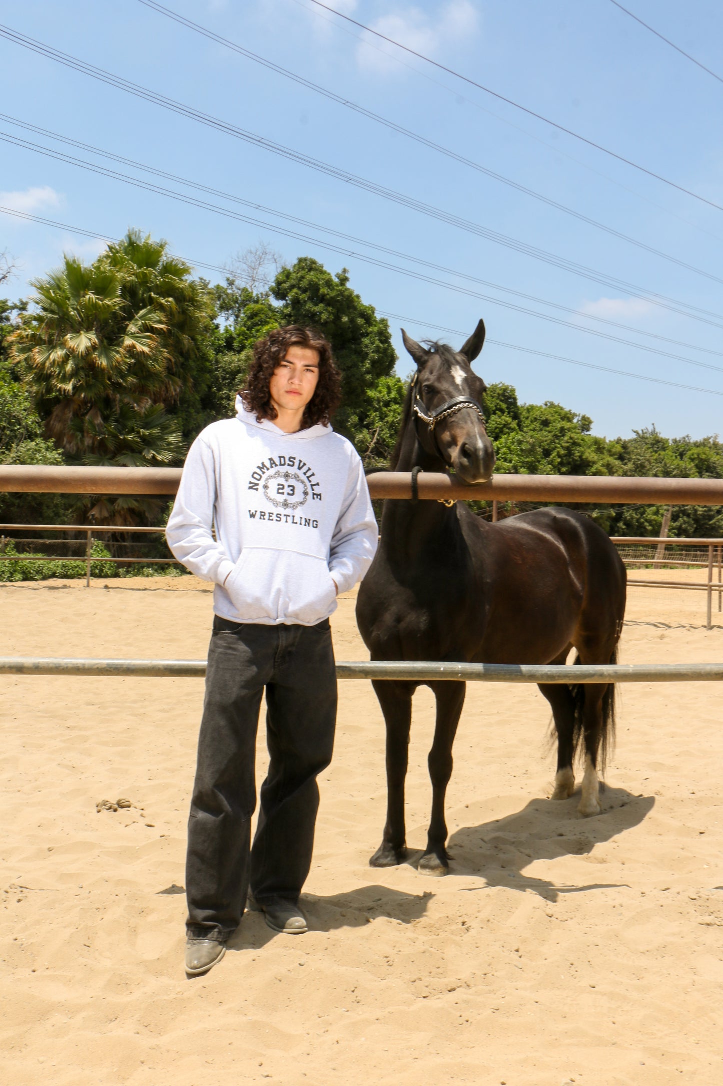 NOMADSVILLE WRESTLING HOODIE